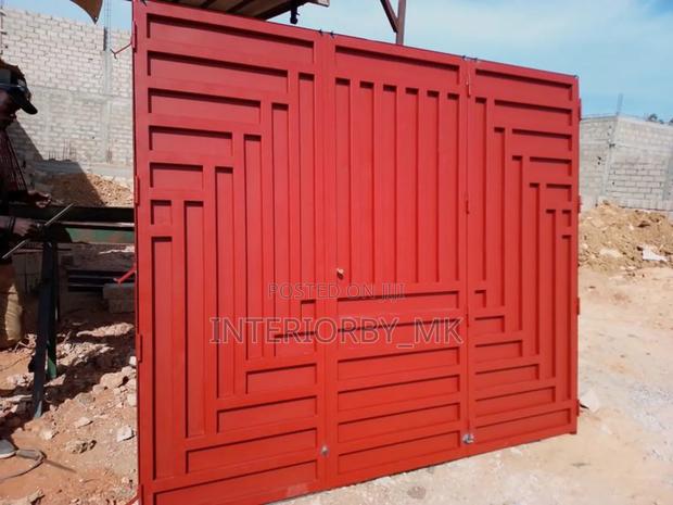 Simple Sliding Gate- Rust Resistant - main view
