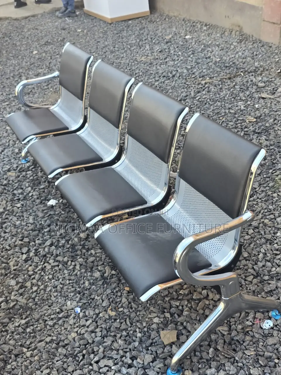4-Seater Polyurethane Stainless Steel Waiting Bench