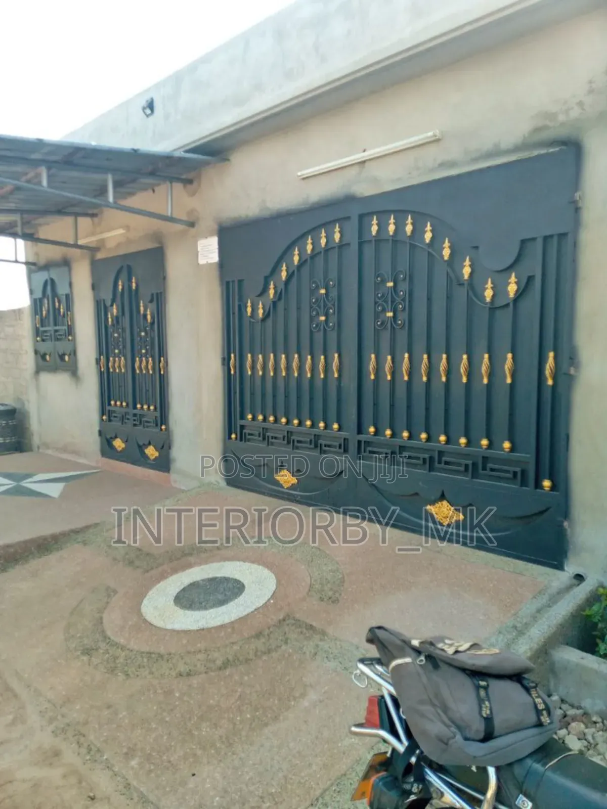Sliding Gate With Modern Design – Rust Resistant