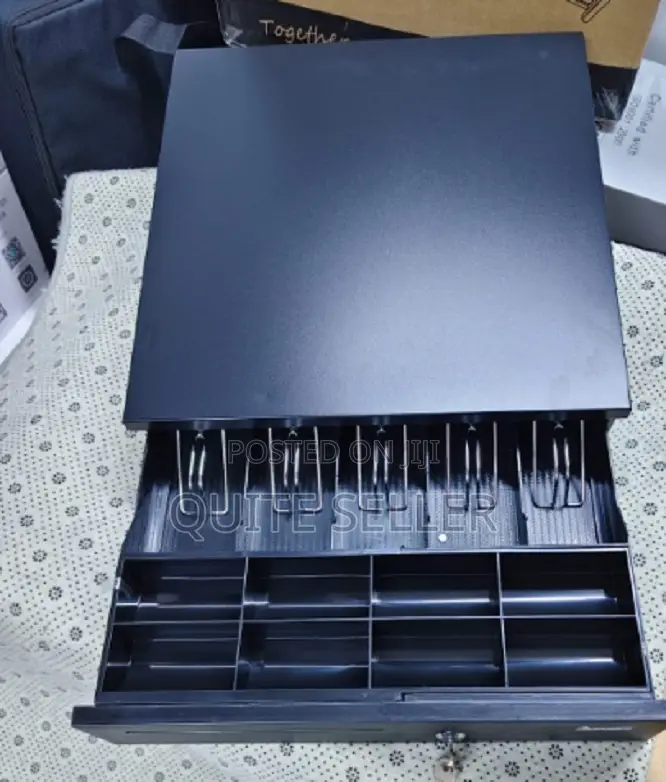 Cash Drawer (5 Trays) With a Secure Lock and Key System