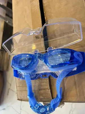 Adjustable Anti Fog Goggles – For Swimming Training