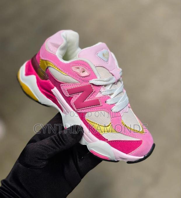 New Balance 9060 - main view
