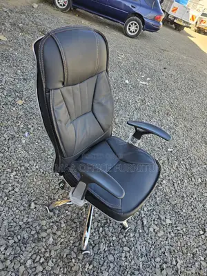 Premium Leather Finish High-Back Executive Chair