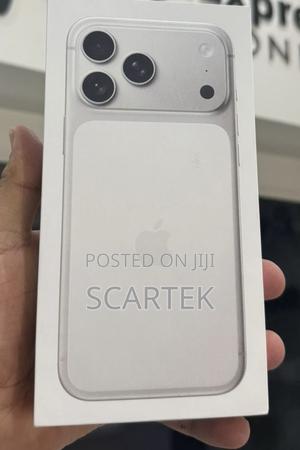 New Apple iPhone 17 Pro Max 2 TB Silver - thumbnail 2