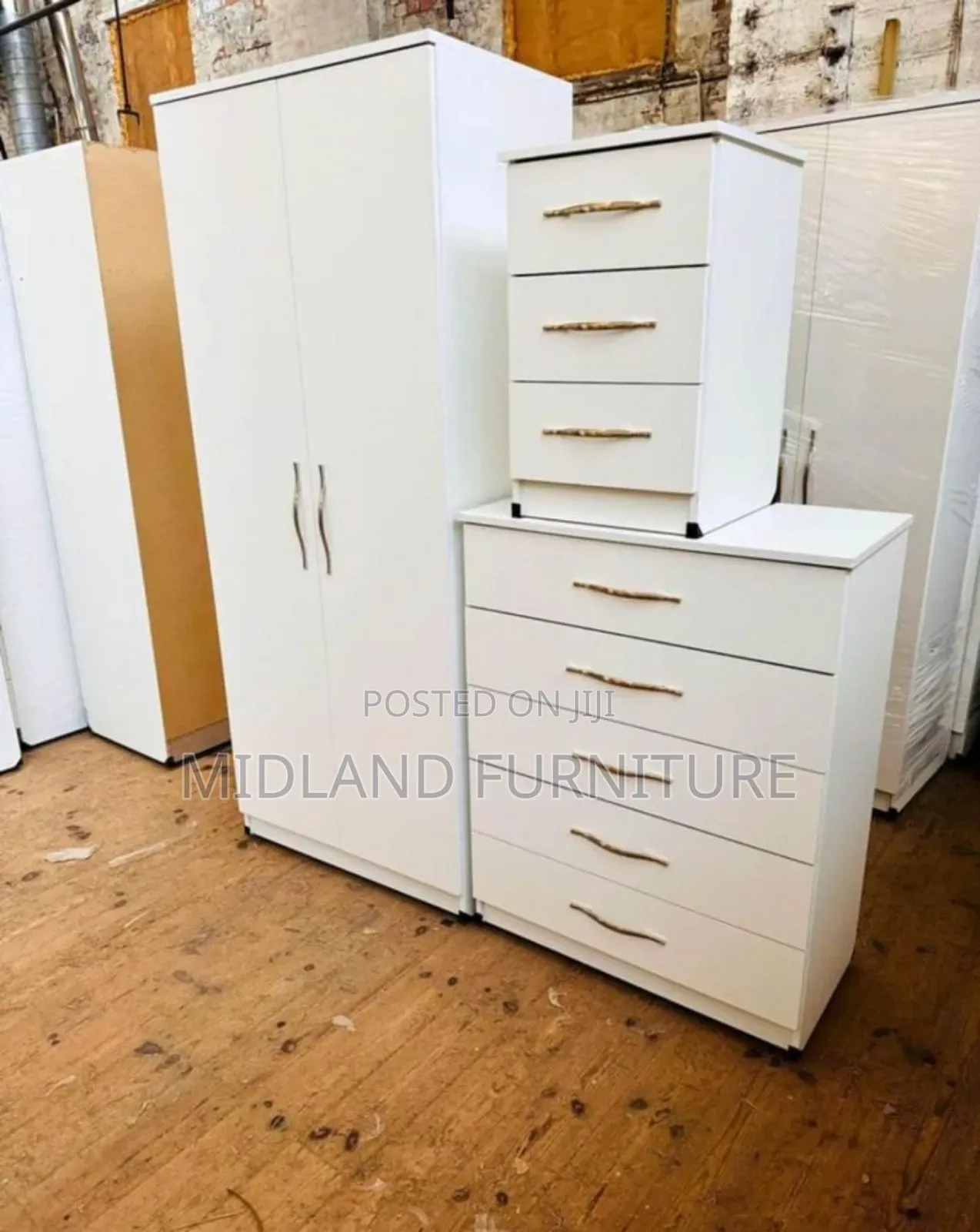 Customized Clothes Wardrobes or Cupboards