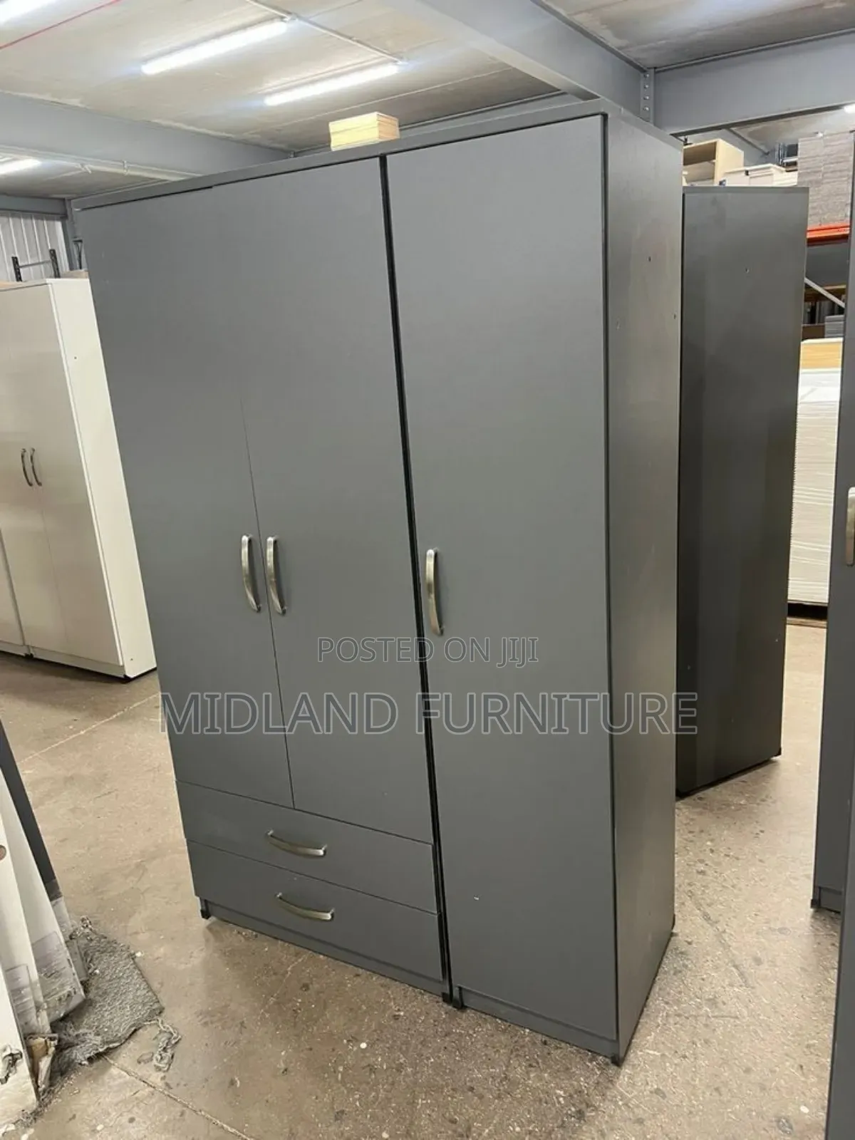 Customized Clothes Wardrobes or Cupboards