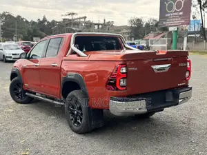 Toyota Hilux Revo Double Cab Deisel 2.4 AWD 2020 Orange