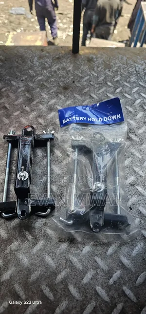 Battery Holders Universal ( Adjustable)