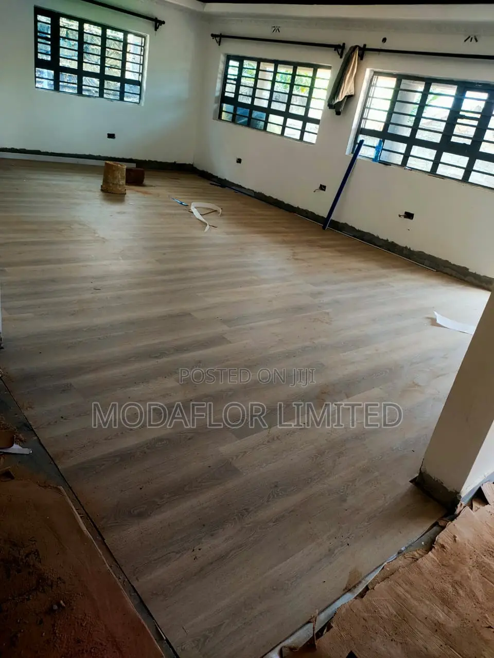 Waterproof/Water Resistance Laminate Flooring – Stylish Strong