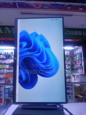 HP 27 Inches Edge to Edge