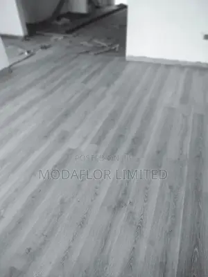 Laminate Flooring – Scratch Proof Easy to Install