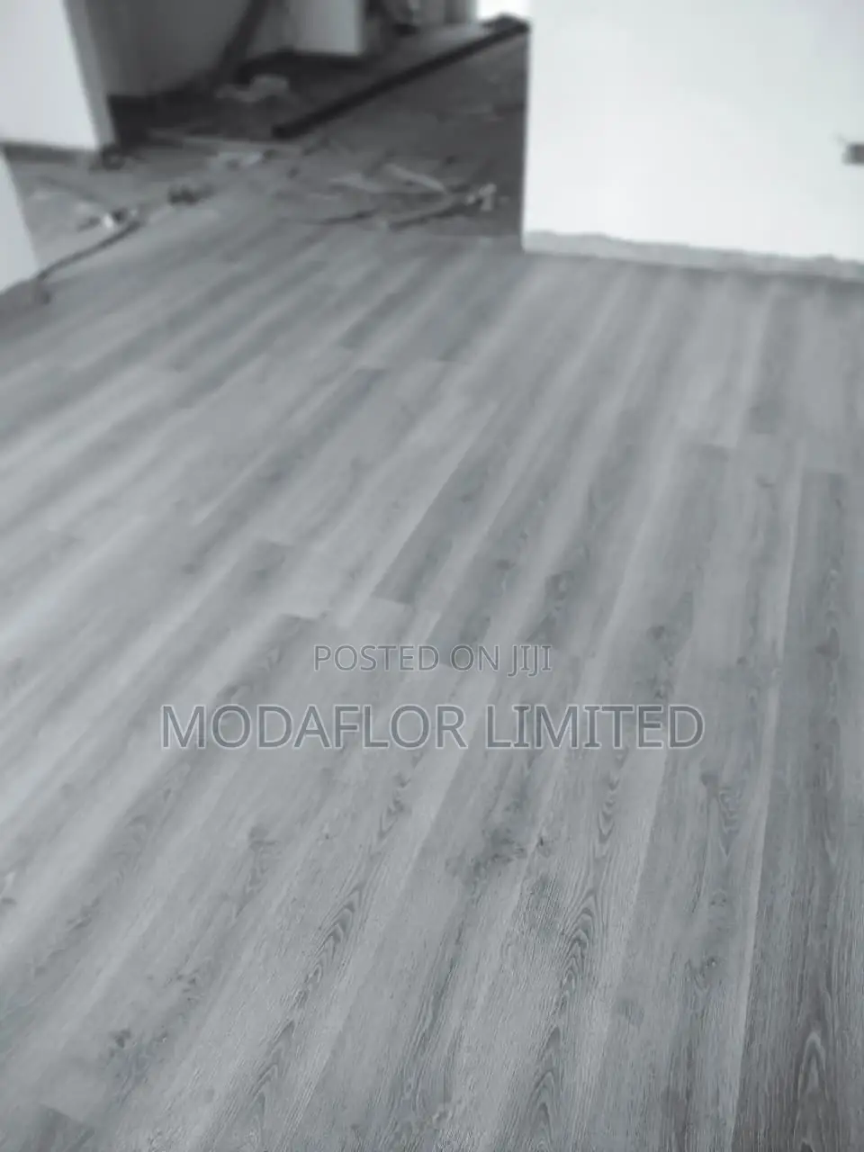 Laminate Flooring – Scratch Proof Easy to Install