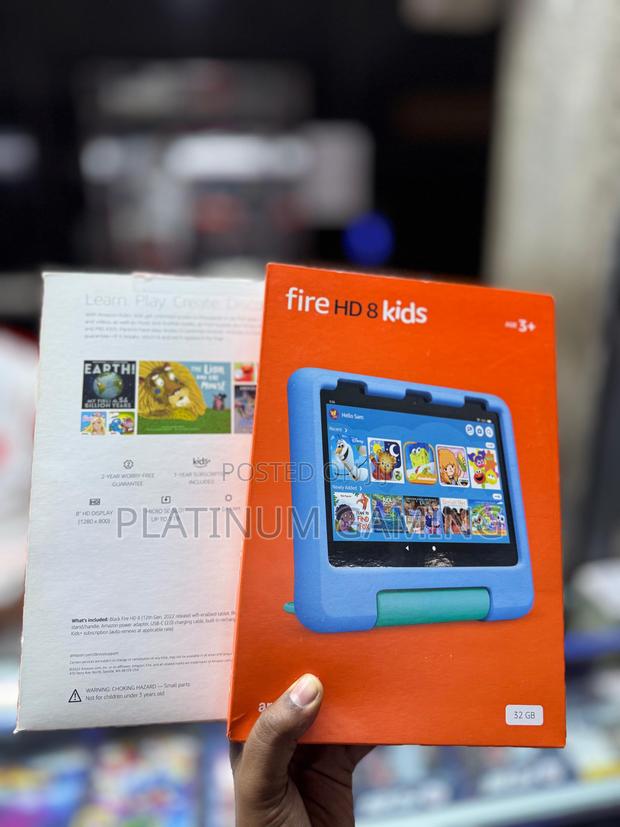 New Amazon Fire HD 8 32 GB Blue - main view