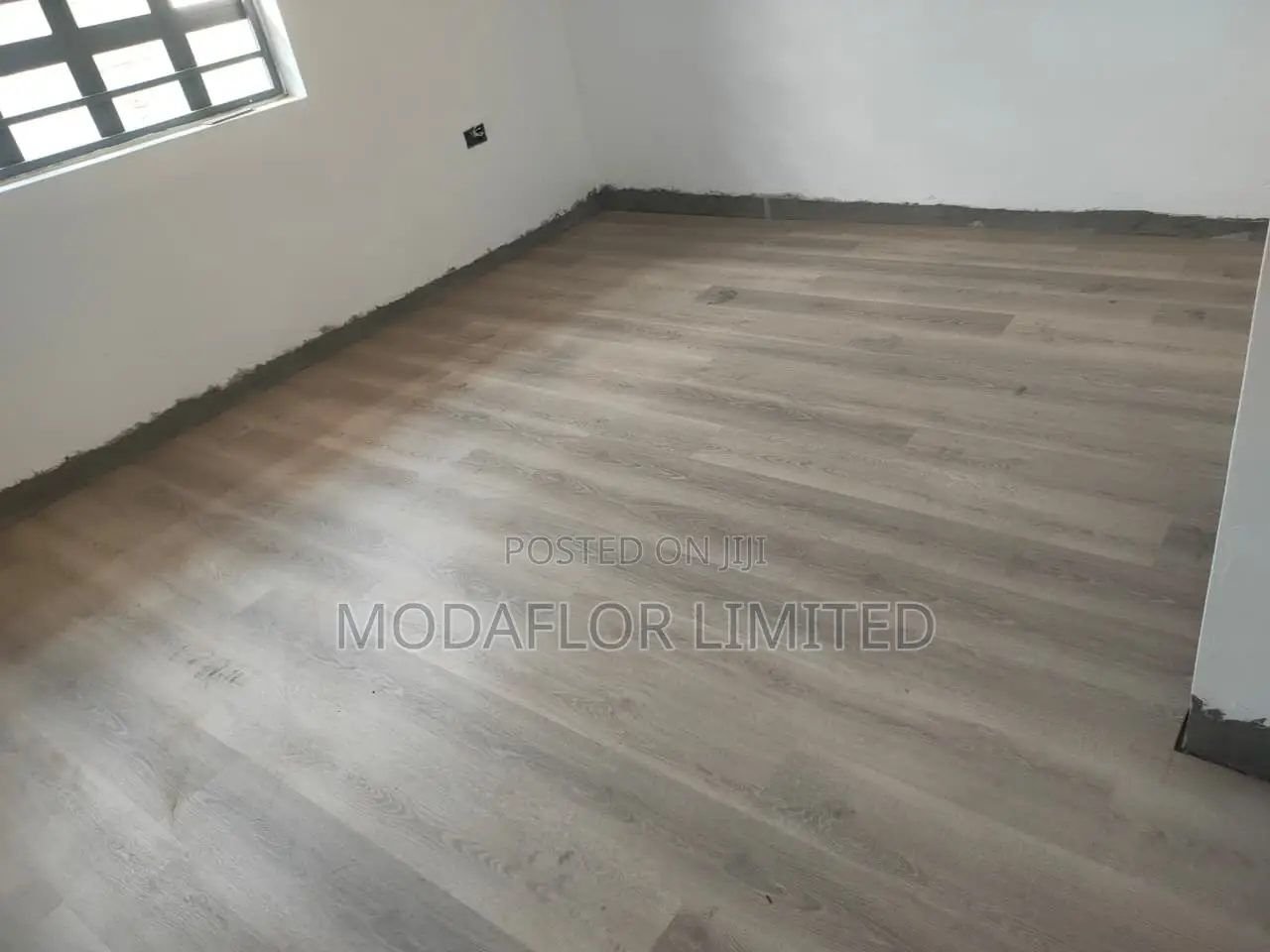 Durable Laminate Flooring – Elegant Scratch Resistant