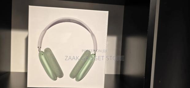 Wireless Bluetooth Headphones With Headphone Cover-Green - main view