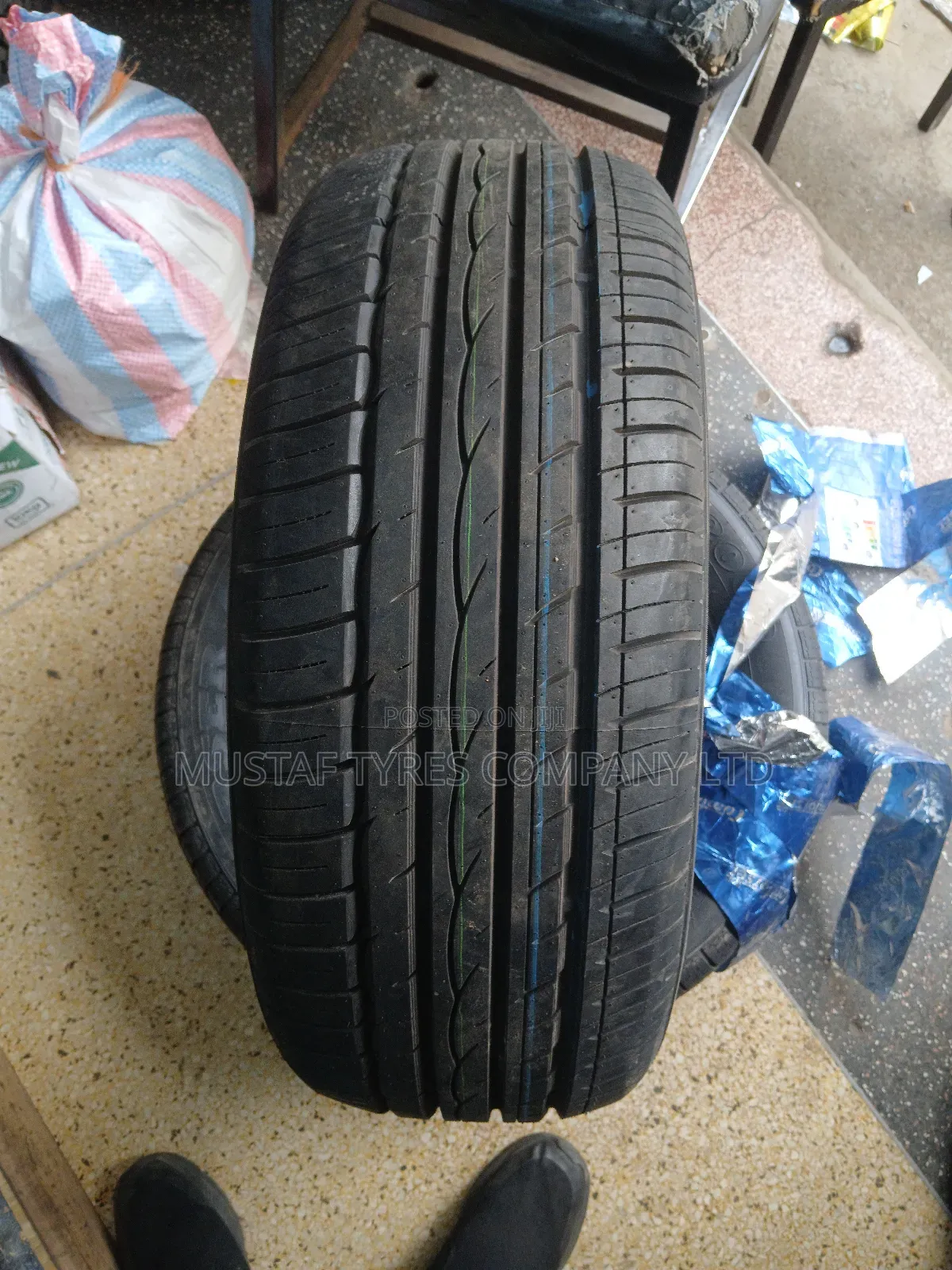 Ccomforser 215/50r17 Cf 710