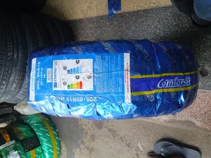 Comforser 205/65r15 Cf100