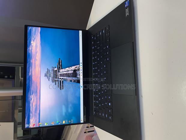 Laptop Razer Blade Advanced 32GB Intel Core I7 SSD 1T - thumbnail 2