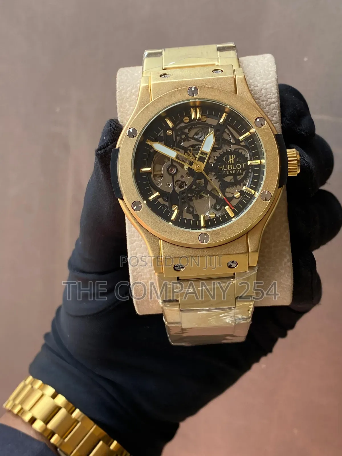 New Stock Hublot Automatic Gents Watch Analog Display