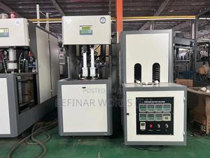 Automatic Pet Bottle Blow Molding Machine - main view