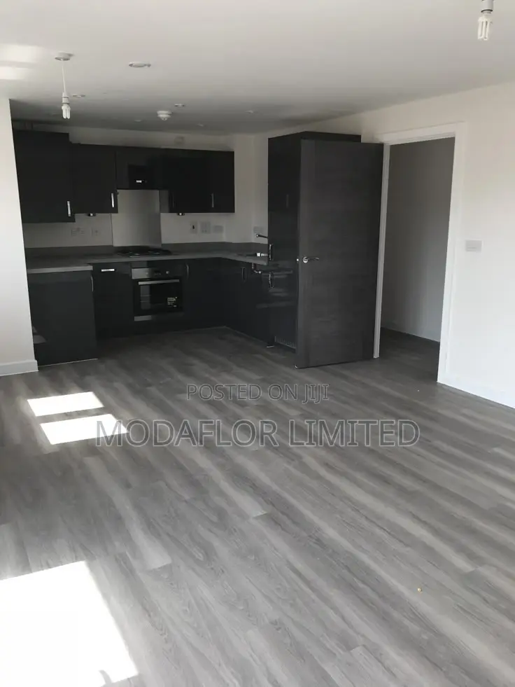 LVT Flooring – Wooden Look, Easy Care