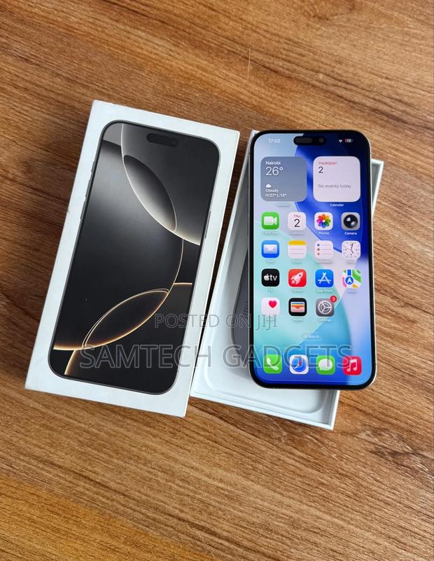 New Apple iPhone 11 Pro Max 256 GB Silver - main view