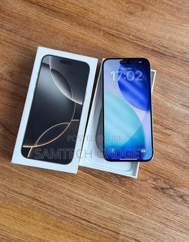 New Apple iPhone 11 Pro Max 256 GB Silver - thumbnail 4