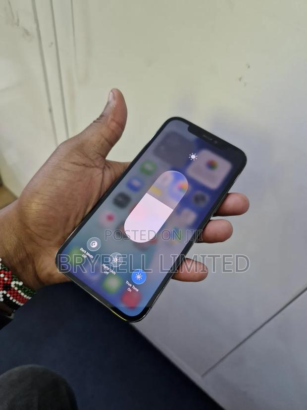 Apple iPhone 12 Pro 256 GB Black - thumbnail 8