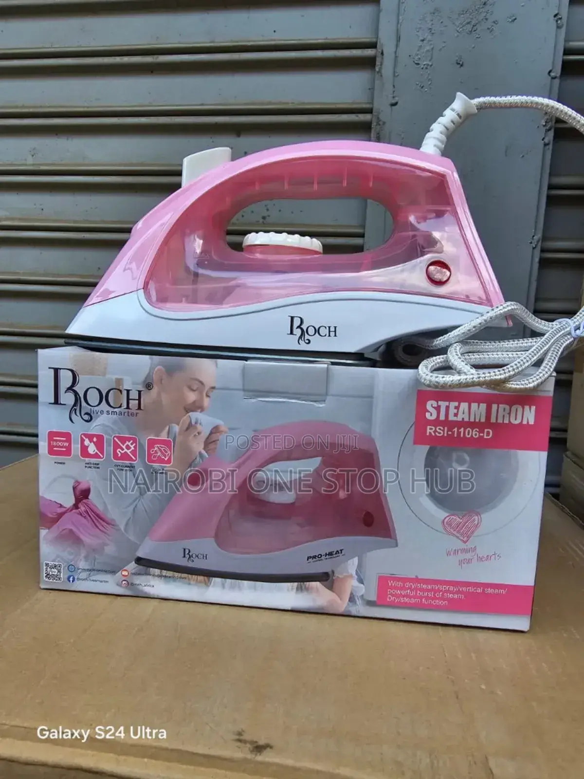Roch Steam Iron
