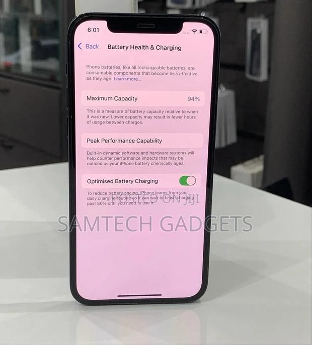 Apple iPhone 12 Pro 128 GB Blue - thumbnail 4