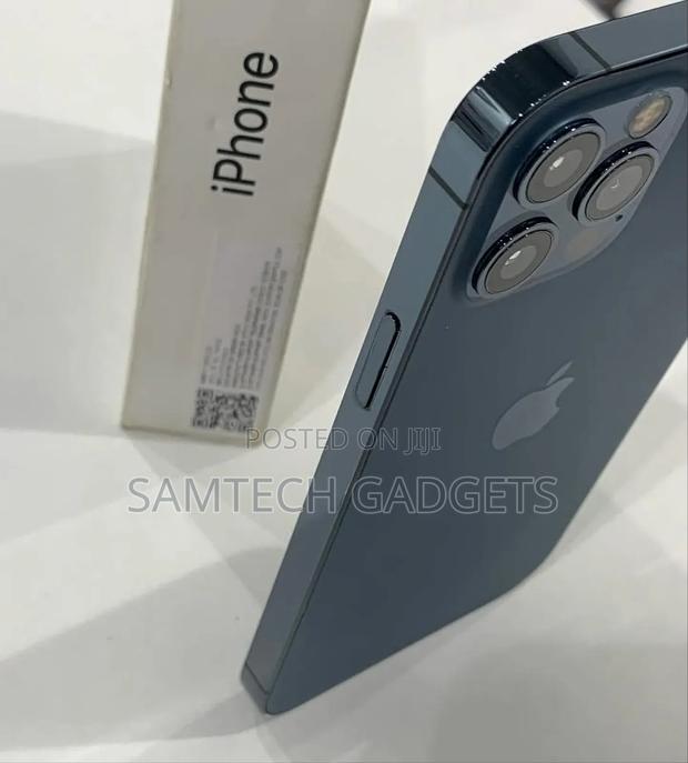 Apple iPhone 12 Pro 128 GB Blue - thumbnail 6