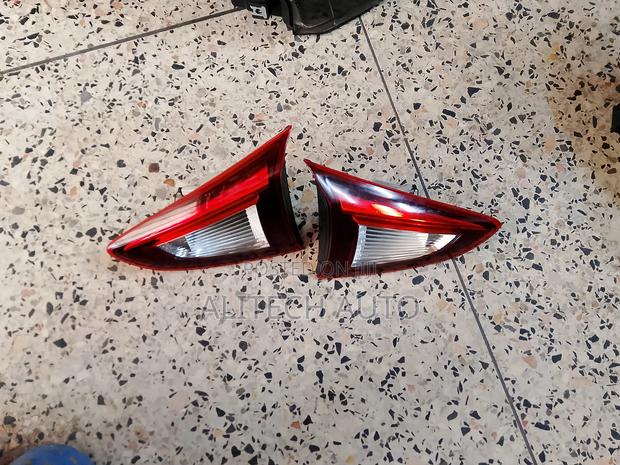 Mazda Demio Boot Light 2015