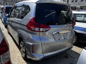 Honda Freed 2019 Silver