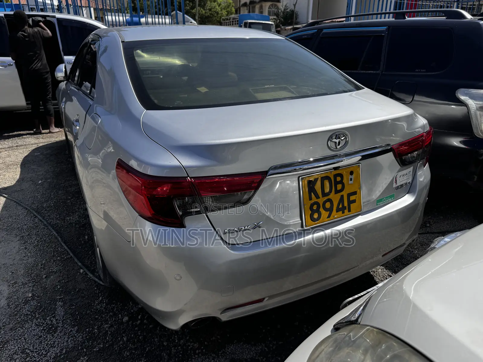 Toyota Mark X 2.5 AWD 2014 Silver