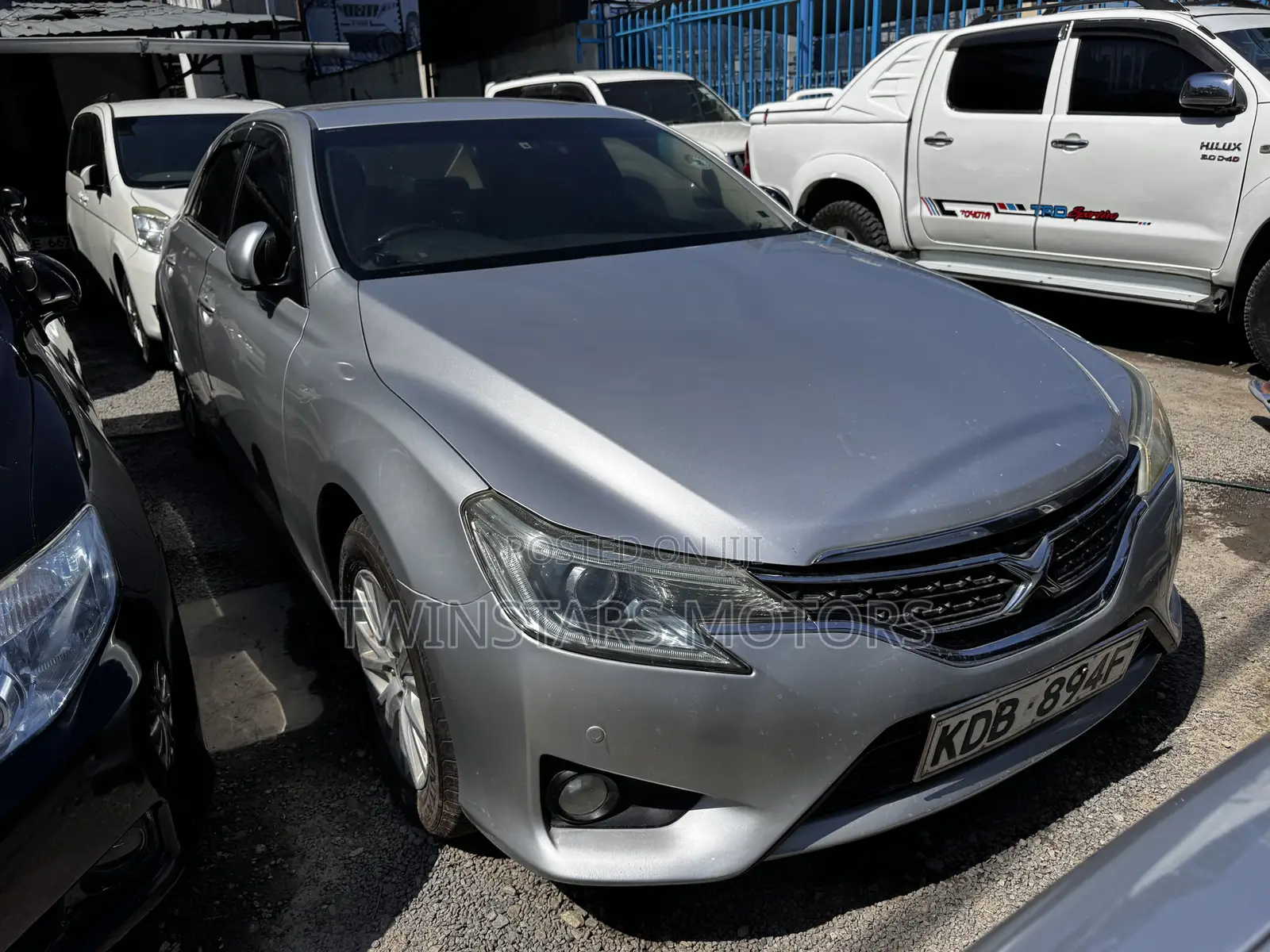 Toyota Mark X 2.5 AWD 2014 Silver