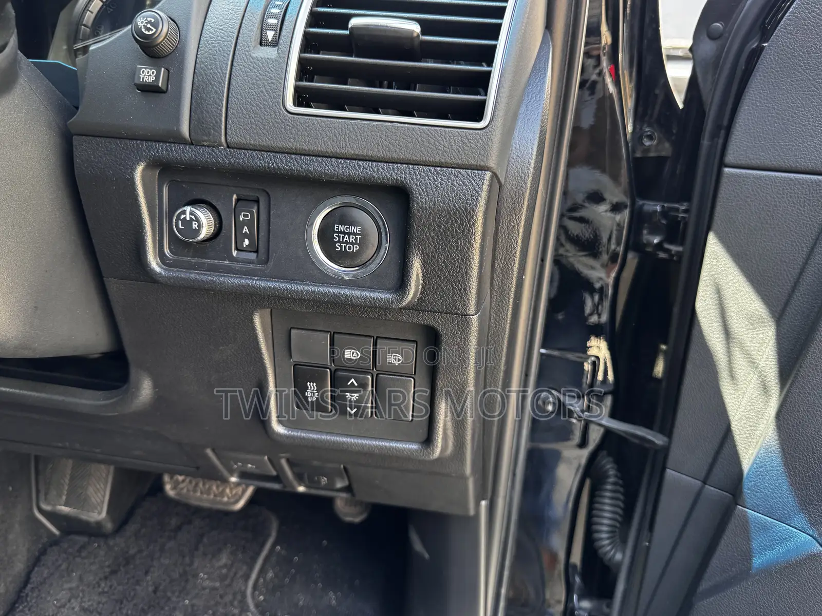 Toyota Land Cruiser Prado 2.8 2021 Black