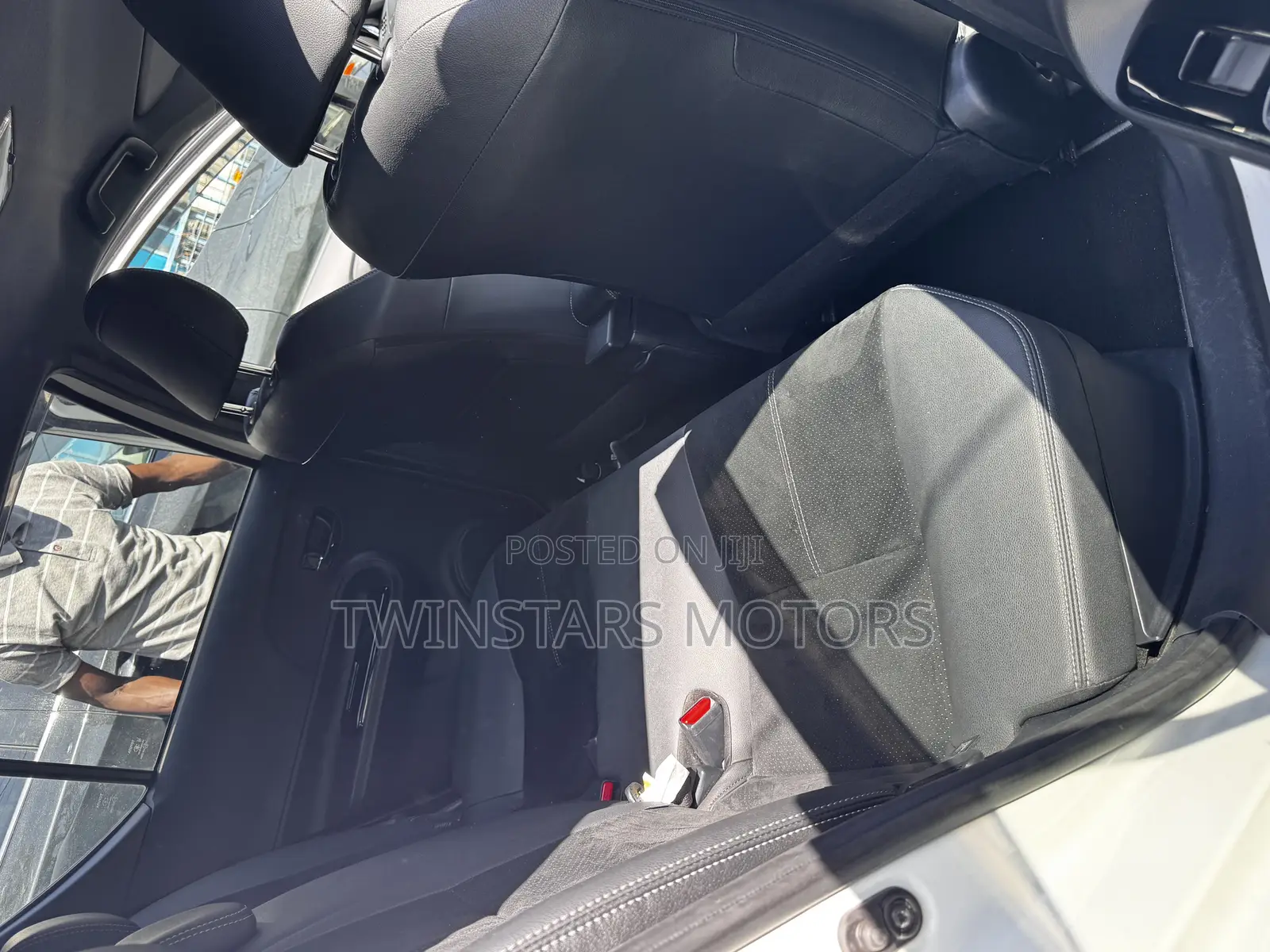 Toyota Aqua 2019 Silver