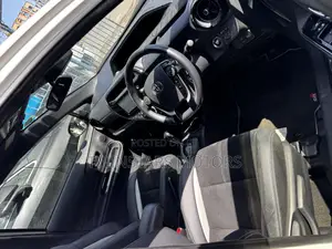 Toyota Aqua 2019 Silver