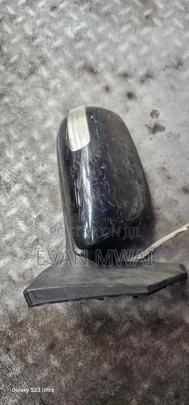 Toyota Fielder/Axio Side Mirror Signal 2008