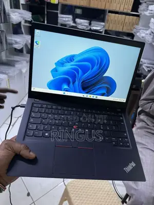 Laptop Lenovo Thinkpad T490s 32GB Intel Core i7 SSHD (Hybrid) 512GB