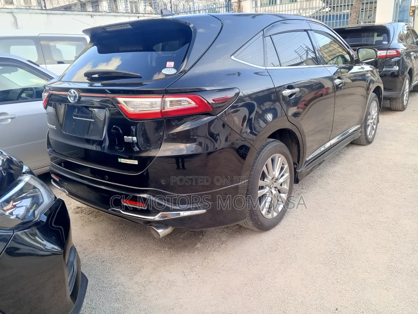 Toyota Harrier 2018