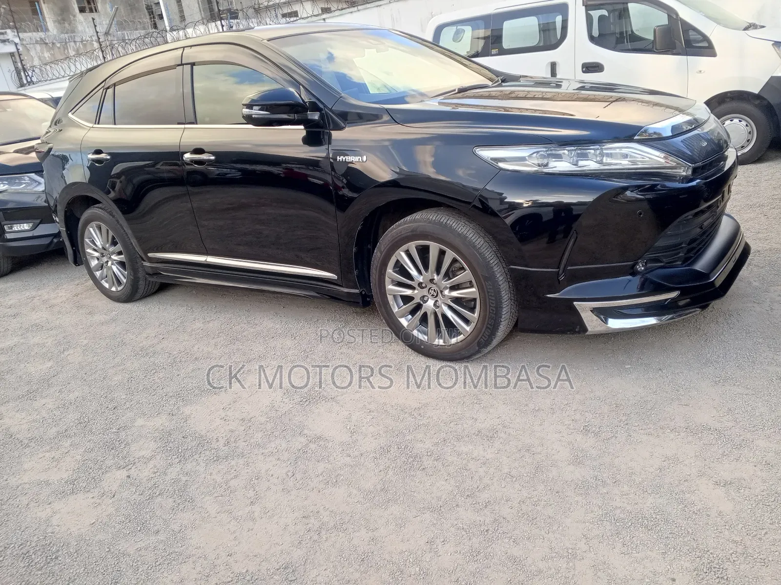 Toyota Harrier 2018