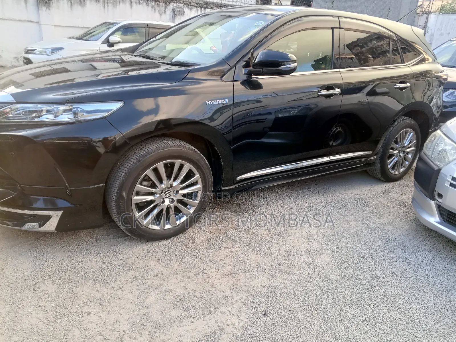 Toyota Harrier 2018