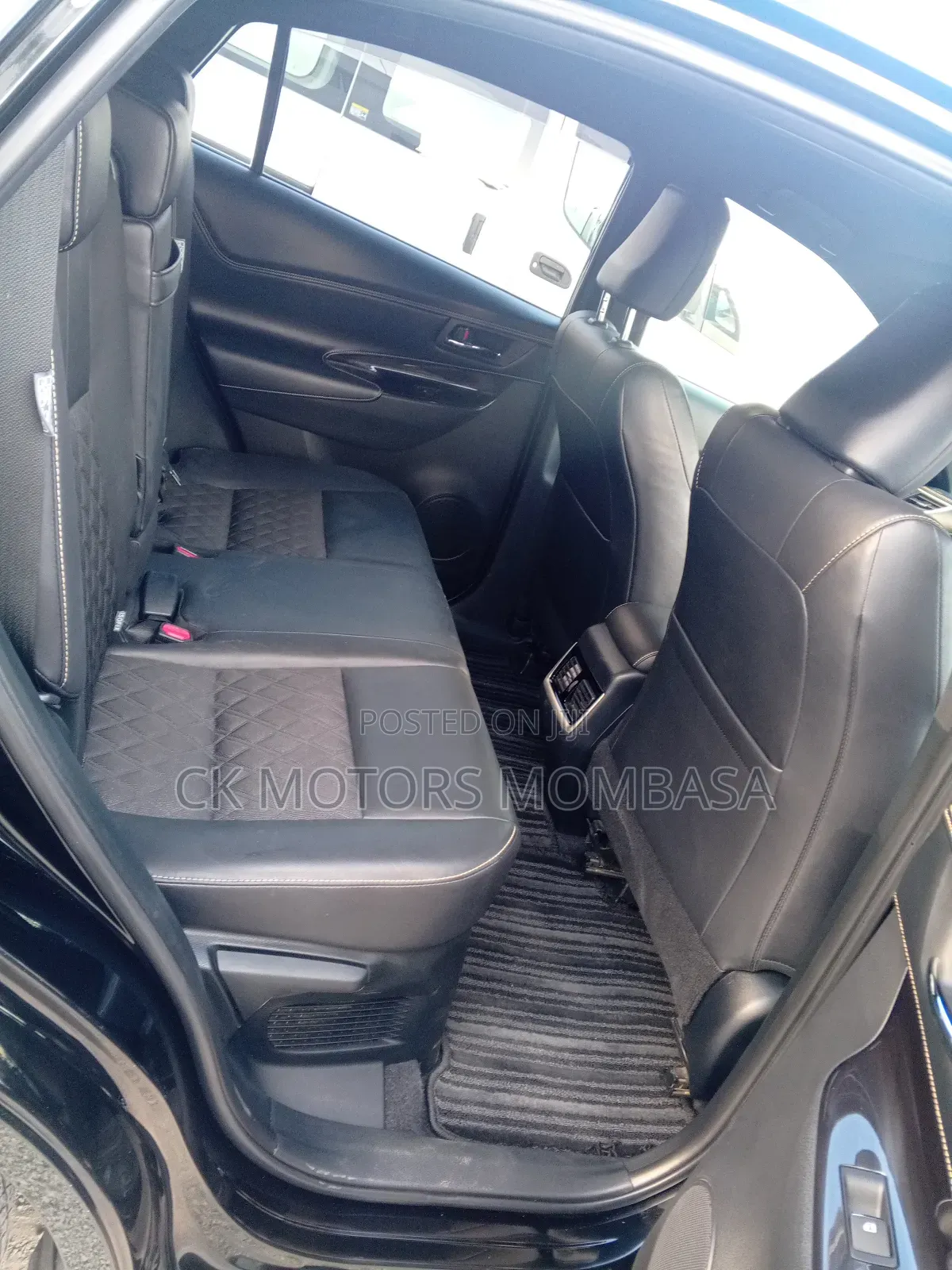 Toyota Harrier 2018