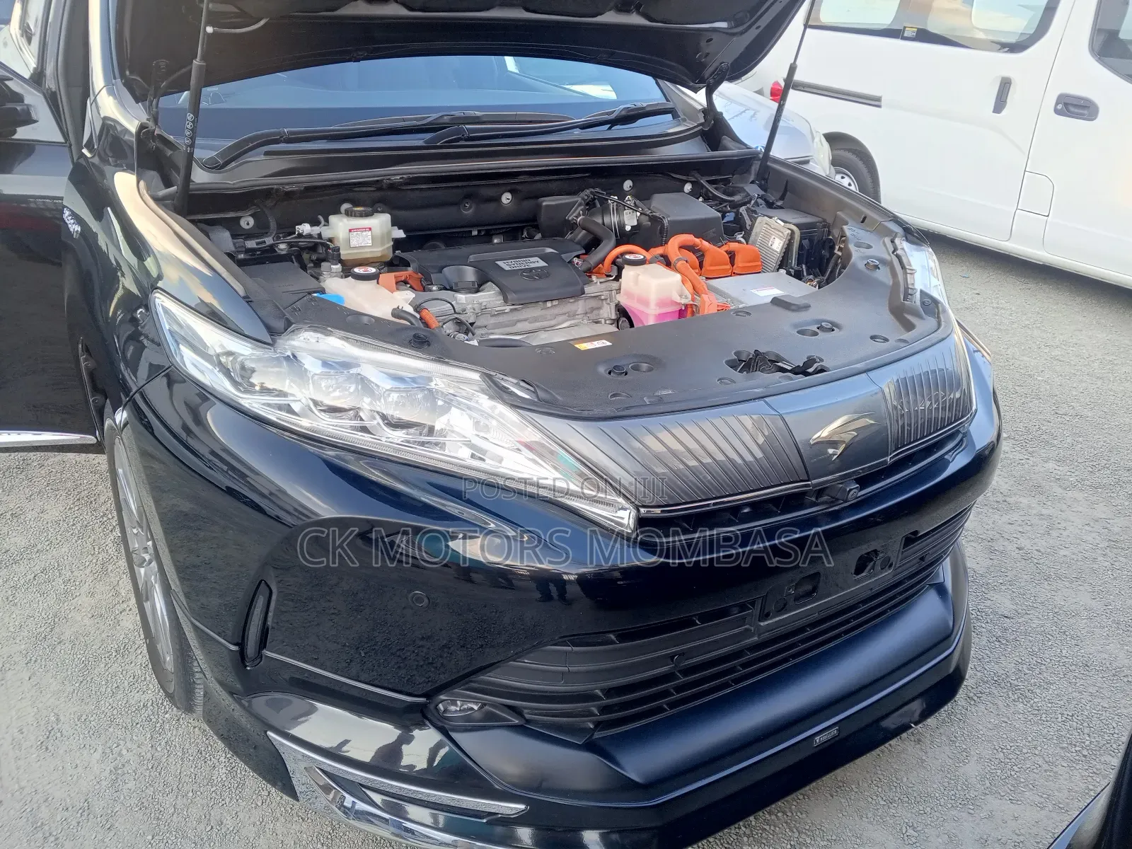 Toyota Harrier 2018