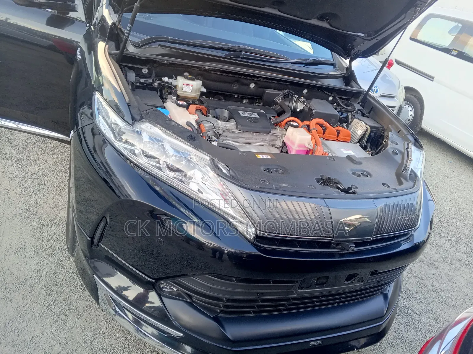 Toyota Harrier 2018