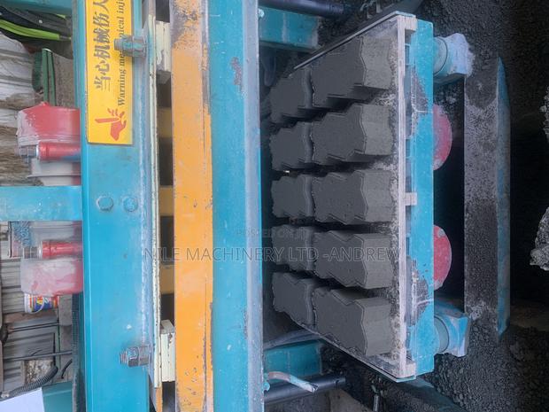 Zigzag(Cabro)Making Machines - thumbnail 4