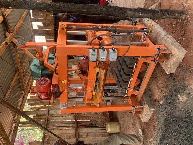 Square(Cabro )Making Machines - thumbnail 4