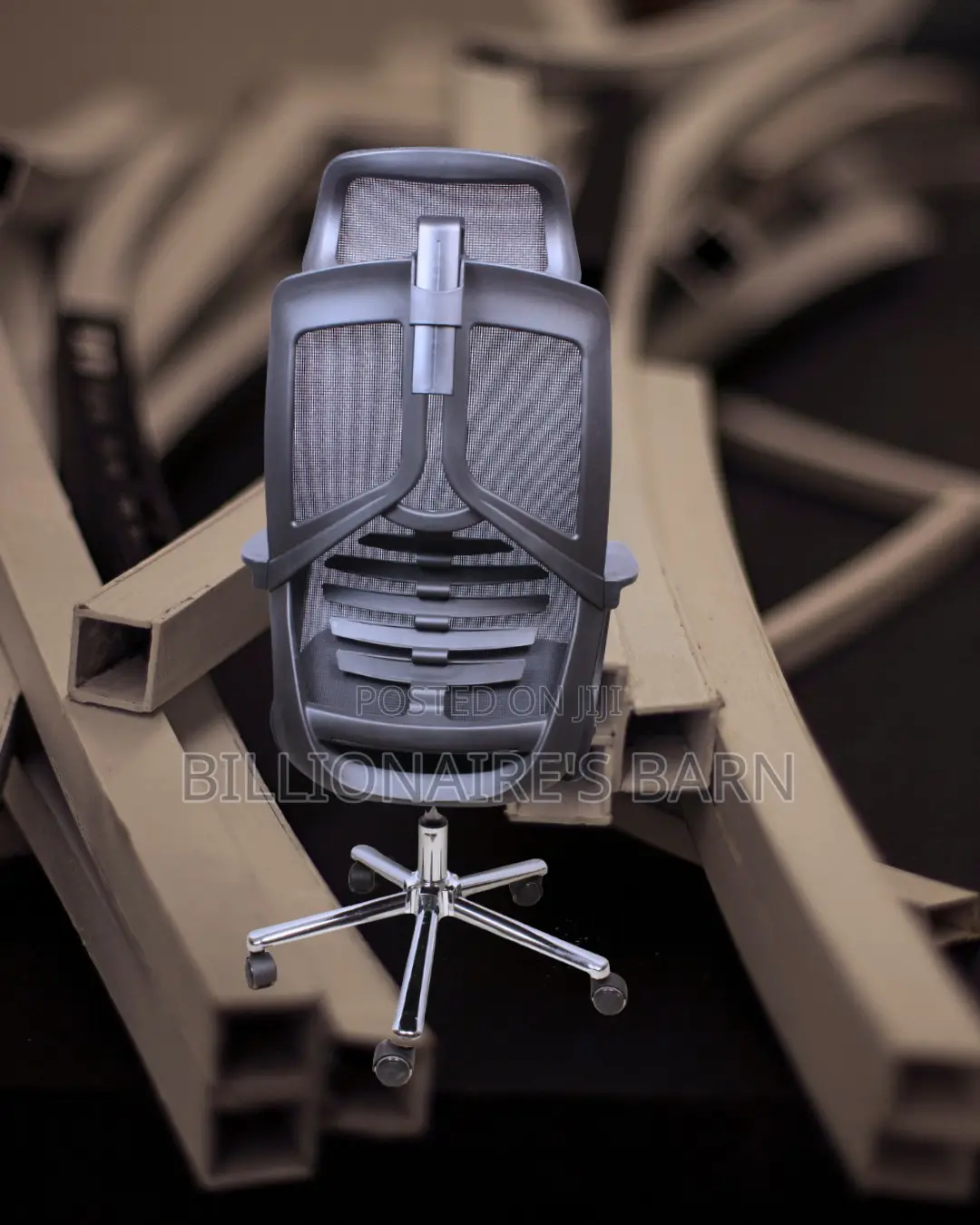 Modern High Back Mesh Office Chair — Breathable in Hot Weather