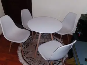 Stylish White Round Table With 4 Matching Chairs